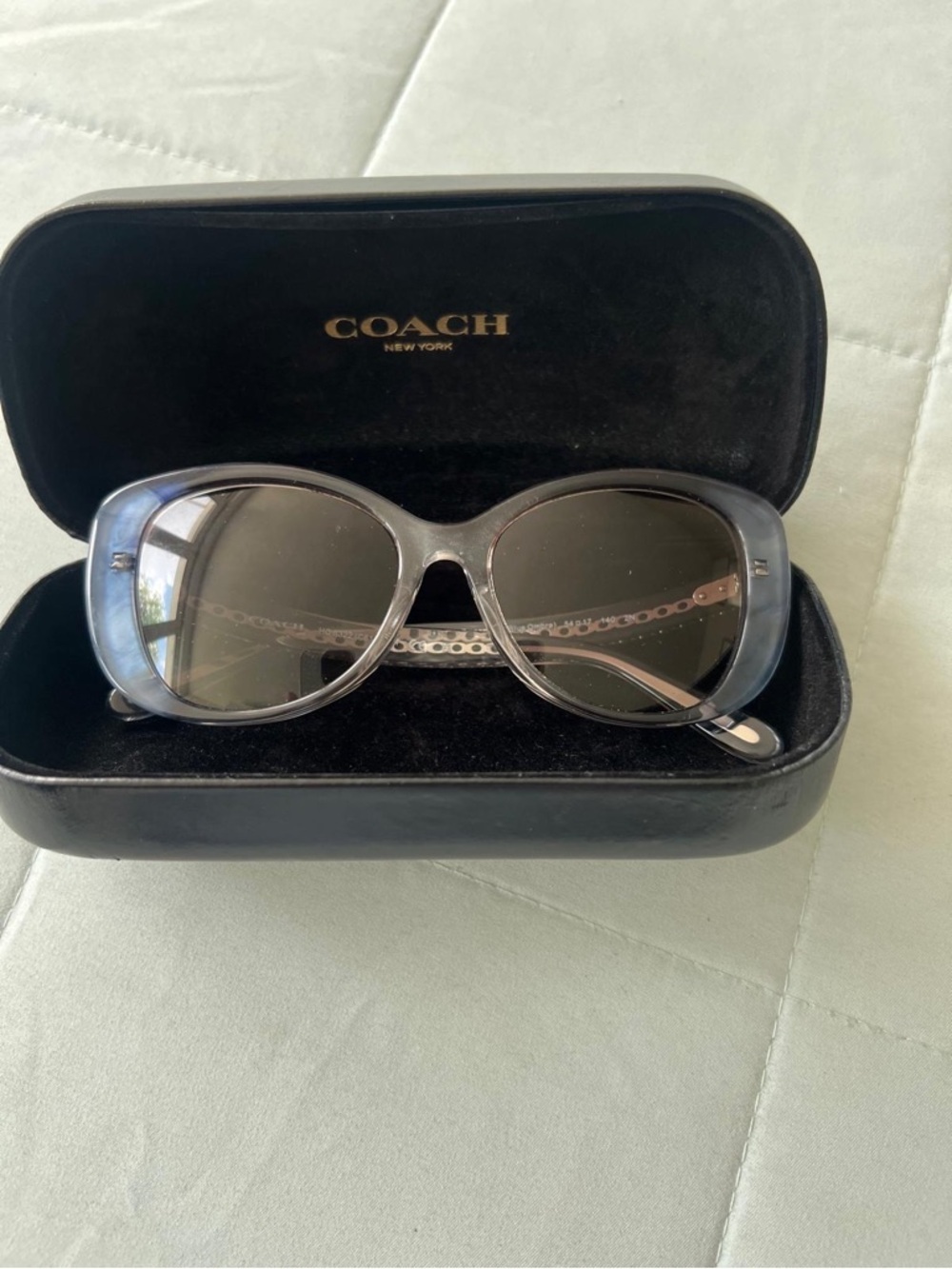 Coach Women's Black Gradient Oval Sunglasses